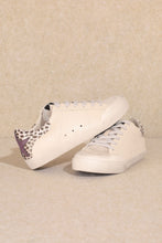 Load image into Gallery viewer, AMBER-Tan Star Sneakers