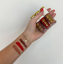Load image into Gallery viewer, Limited Edition Gold Label Lip Drip Kit