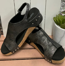 Load image into Gallery viewer, Volta Black Texture Wedge