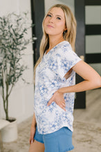 Load image into Gallery viewer, Down Right Delicate V-Neck Floral Top
