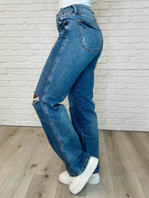 Load image into Gallery viewer, Dylan High Rise Rigid Magic Criss-Cross Waistband Straight Jeans