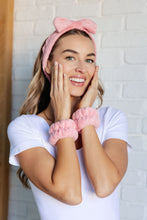 Load image into Gallery viewer, Effortless Days Stretchy Headband & Wristband Set in Heathered Pink