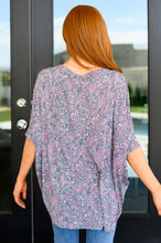 Load image into Gallery viewer, Essential Blouse in Grey and Pink Paisley
