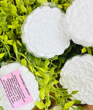 Load image into Gallery viewer, Everything Poppi Shower Steamer