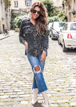 Load image into Gallery viewer, Dean Button Up Top