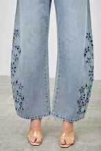 Load image into Gallery viewer, Wildflower Dreams Embroidered Barrel Jeans