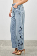 Load image into Gallery viewer, Wildflower Dreams Embroidered Barrel Jeans