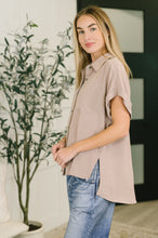 Load image into Gallery viewer, Keep Up Collared Button Down in Ash Mocha