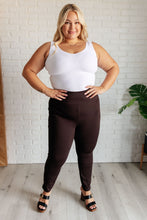 Load image into Gallery viewer, Magic Skinny 28" Pants in Chocolate