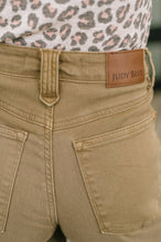 Load image into Gallery viewer, Nancy High Waist Wide Leg Ankle Jean with Vintage Front Yoke