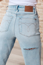 Load image into Gallery viewer, Parker High Rise 90's Straight Jeans