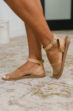 Load image into Gallery viewer, Sibley Sandal in Camel