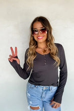 Load image into Gallery viewer, PREORDER: Fall Brooklyn Snap Henley Top
