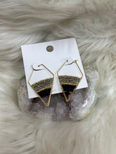 Load image into Gallery viewer, Beaded Diamond Earrings
