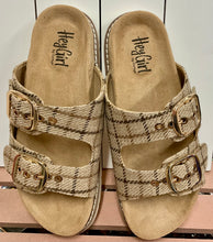 Load image into Gallery viewer, Feelin Saucy Sandal
