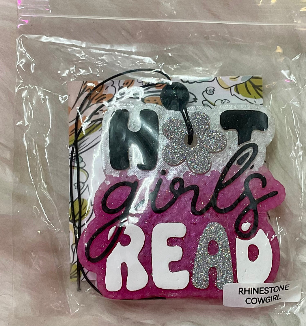 Hot Girls Read Freshie