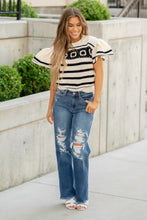 Load image into Gallery viewer, Libby Dad Jeans by Judy Blue
