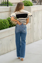 Load image into Gallery viewer, Libby Dad Jeans by Judy Blue
