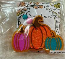 Load image into Gallery viewer, 3 pumpkins Car Freshie

