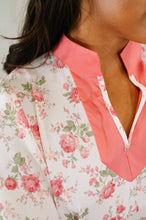 Load image into Gallery viewer, Blooming Season Split Neck Floral Blouse
