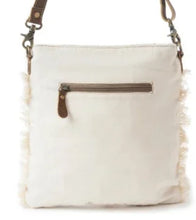 Load image into Gallery viewer, Desert Diamond Shoulder Bag
