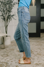 Load image into Gallery viewer, Carla High Waist Ankle Straight Jean in Break Through Blue

