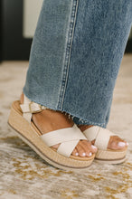 Load image into Gallery viewer, Ciera High Waist Rigid Magic Wihelmina Baggy
