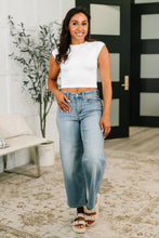 Load image into Gallery viewer, Claudia Mid Rise Wide Leg Ankle Jean
