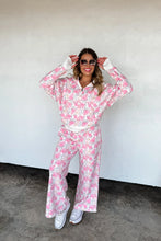 Load image into Gallery viewer, PREORDER: Floral &amp; Cheetah Easy Does it Pullover
