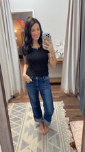 Load image into Gallery viewer, Linley Barrel Jeans
