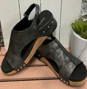 Volta Black Texture Wedge