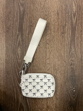Load image into Gallery viewer, Bow Wristlet
