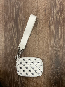 Bow Wristlet