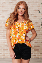 Load image into Gallery viewer, Freshly Picked Floral Top
