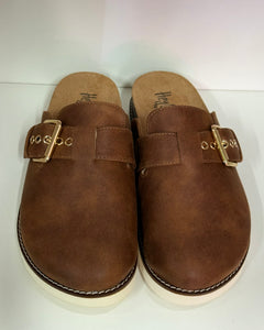 Day Dream Cognac Slide by Corky’s