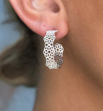 Load image into Gallery viewer, Eleana Earrings
