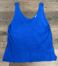 Load image into Gallery viewer, Breezy Days V-neck Tank
