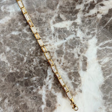 Load image into Gallery viewer, Luda Bracelet
