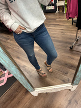 Load image into Gallery viewer, Kylie Skinny Distressed Jeans
