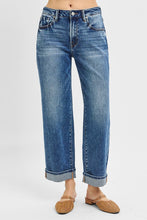 Load image into Gallery viewer, Maddie Medium Wash Boyfriend Jeans
