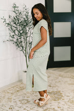 Load image into Gallery viewer, Keep Me Comfy Casual Maxi Dress in Green
