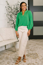 Load image into Gallery viewer, Lizzy Top in Kelly Green
