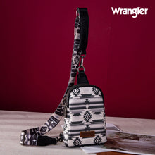 Load image into Gallery viewer, Wrangler Sling Purse
