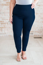 Load image into Gallery viewer, Magic Skinny 28&quot; Pants in Twelve Colors
