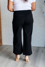 Load image into Gallery viewer, Magic Wide Leg Crop Pants in Black
