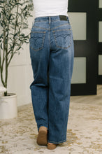 Load image into Gallery viewer, Marie High Waist Wilhelmina Baggy Jeans
