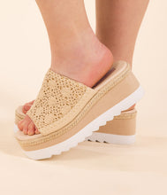 Load image into Gallery viewer, Ophelia Wedges in Cream
