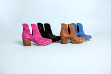 Load image into Gallery viewer, Journee Ankle Boots in Magenta
