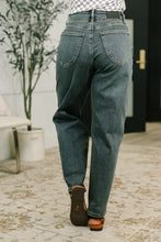 Load image into Gallery viewer, Teressa High Waist Marlow Jean with Hollywood Waist

