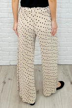 Load image into Gallery viewer, Working on Lounging Elastic Waist Bottoms in Khaki
